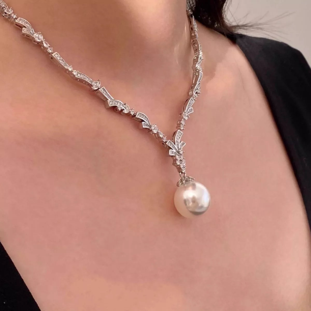 Zircon Pearl Pendant Necklace - URBANPICK FASHION