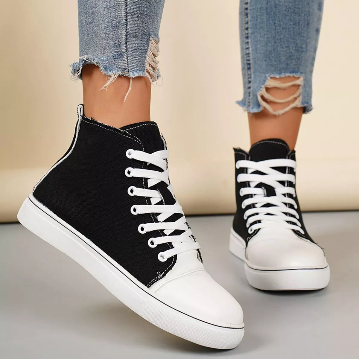 Round Toe Lace Up Sneakers - URBANPICK FASHION