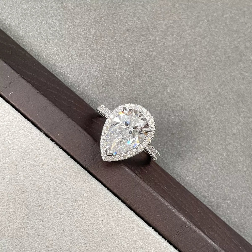 4 Carat 925 Sterling Silver Moissanite Teardrop Ring - URBANPICK FASHION