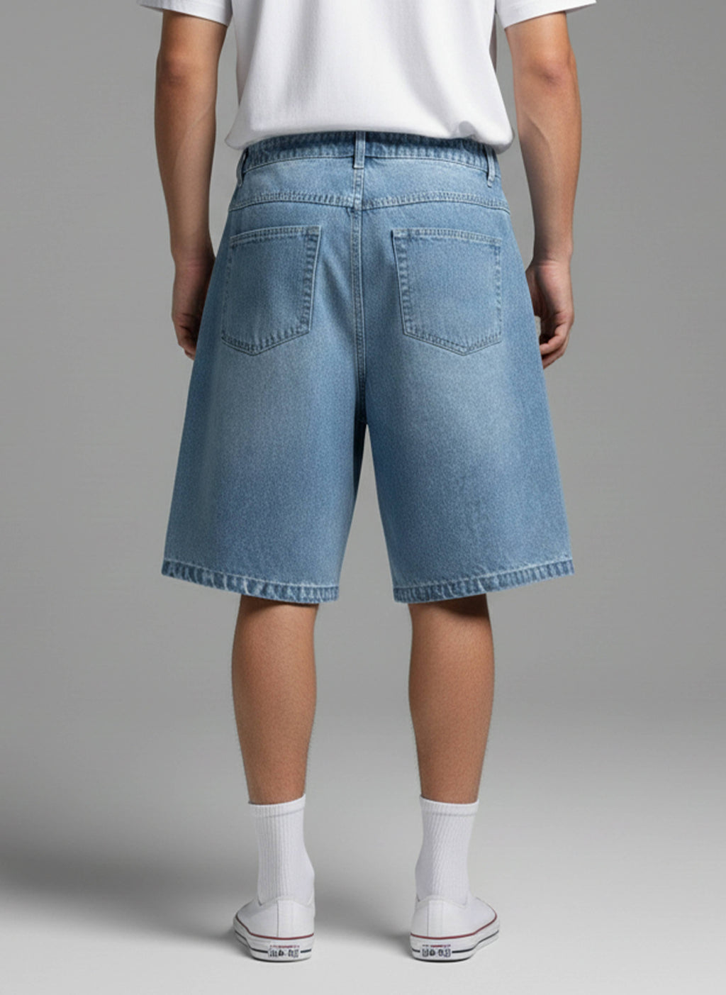 BAGGY FIT DENIM SHORTS: Light Blue / 36