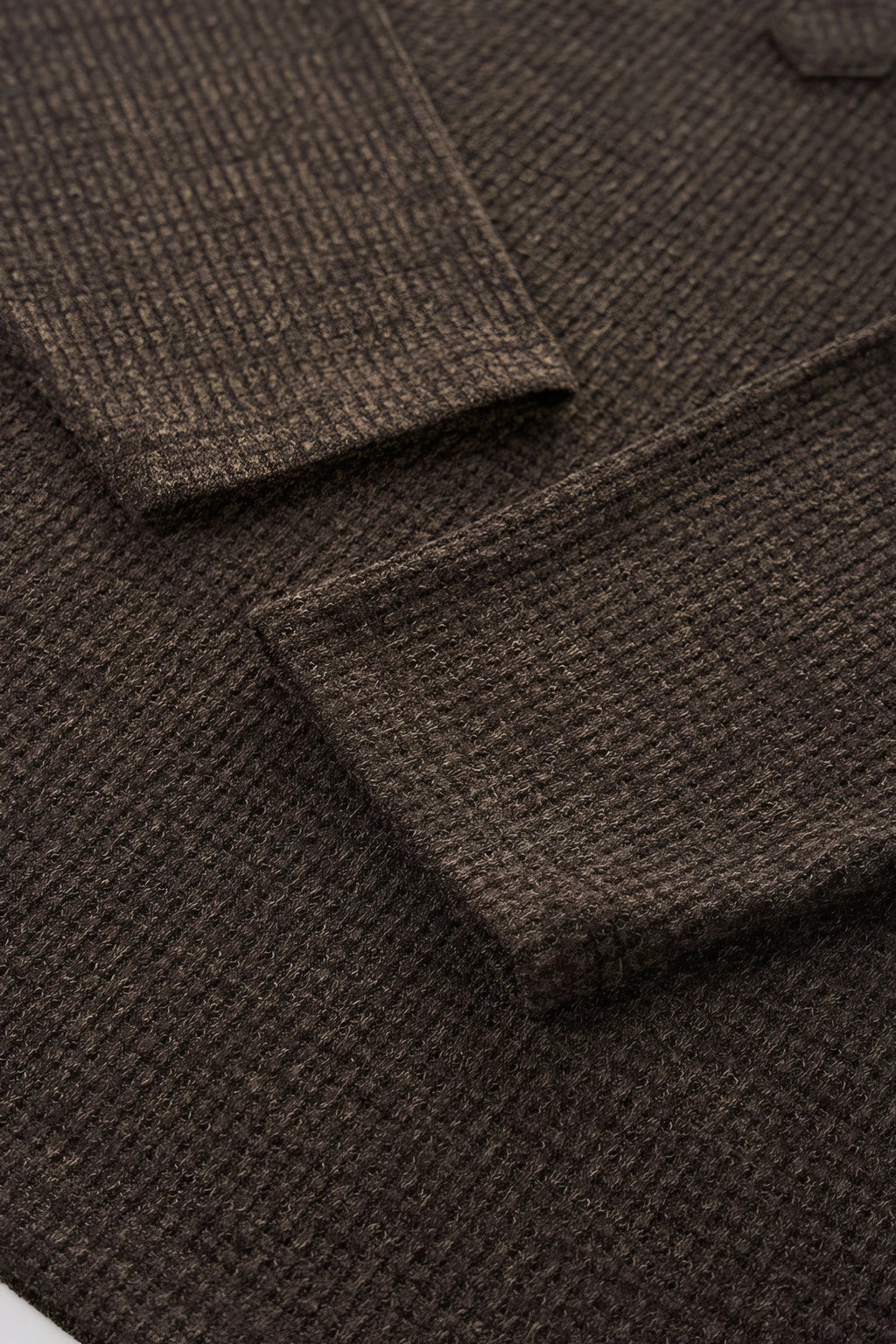 Vintage Italian Polo Shirt - Long Sleeve, Loose Fit, Classic Collared - URBANPICK FASHION