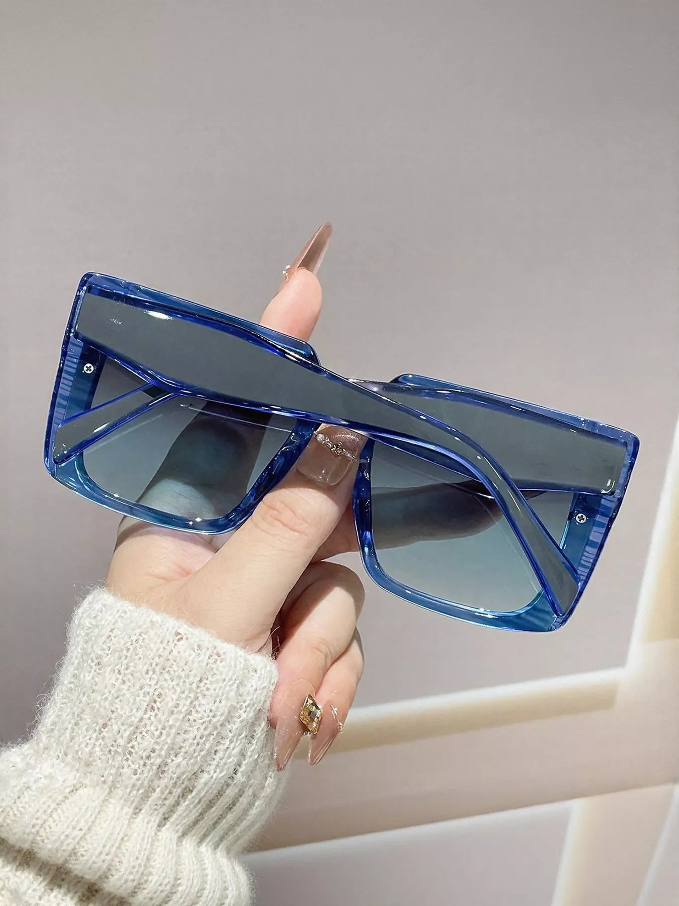 Oversized Gradient Square Sunglasses - URBANPICK FASHION
