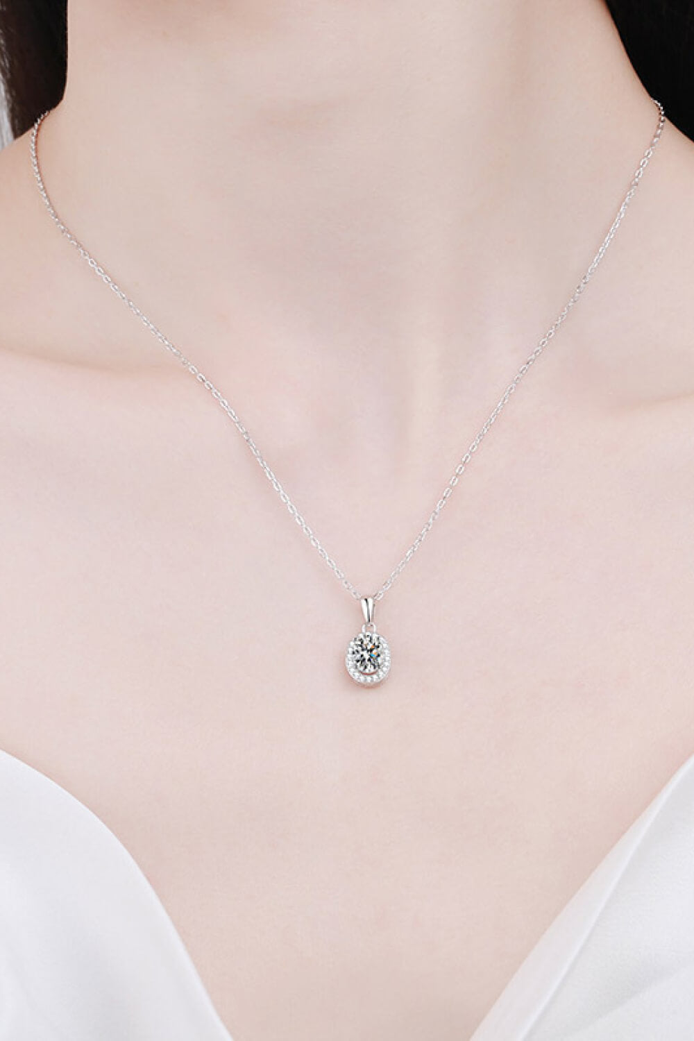 Be The One 1 Carat Moissanite Pendant Necklace - URBANPICK FASHION