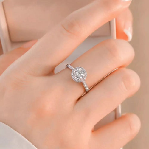 2 Carat Moissanite 925 Sterling Silver Ring - URBANPICK FASHION