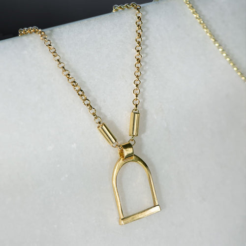 Camden - Handcast Stirrup Pendant in 14K Gold Vermeil w/Rolo Chain Stirrup Necklace - URBANPICK FASHION