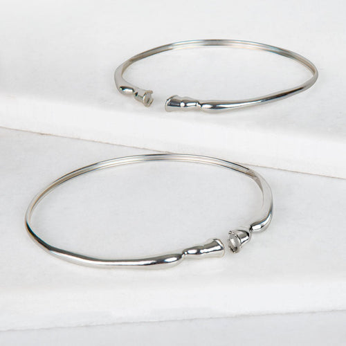 Cavallo - Horse Hoof Neck Cuff in Silver - URBANPICK FASHION