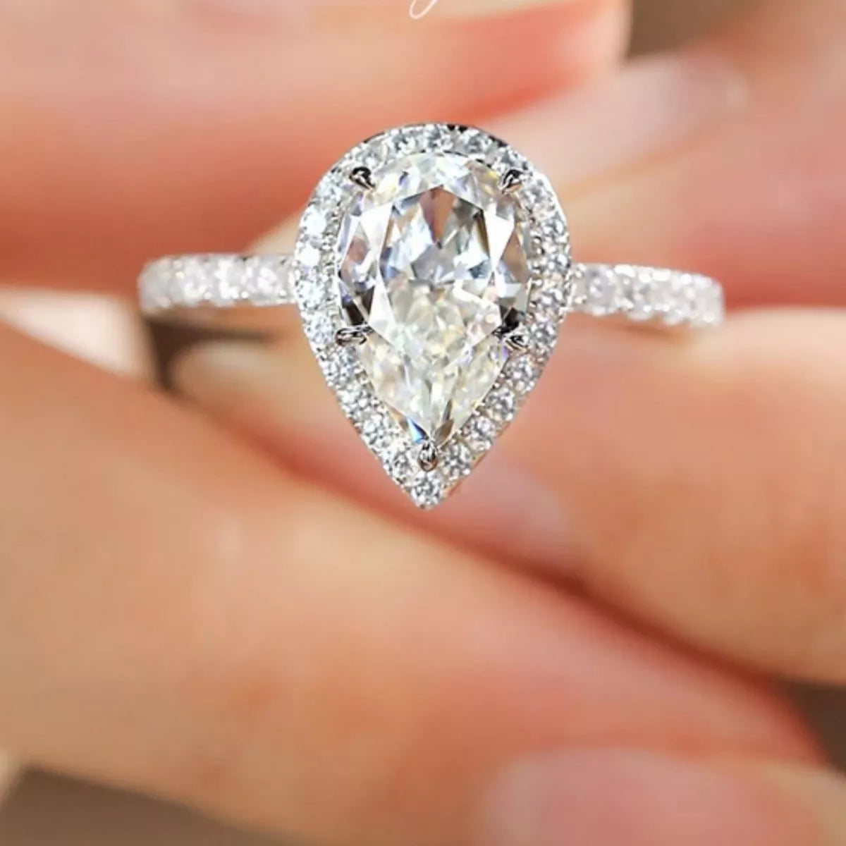 4 Carat 925 Sterling Silver Moissanite Teardrop Ring - URBANPICK FASHION
