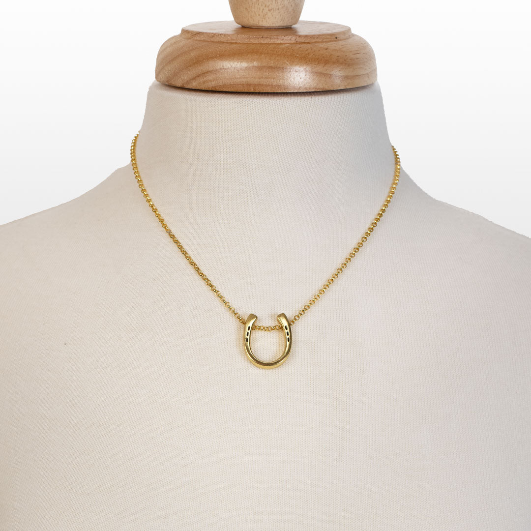 Classique - Equestrian Horseshoe Necklace in Gold - URBANPICK FASHION
