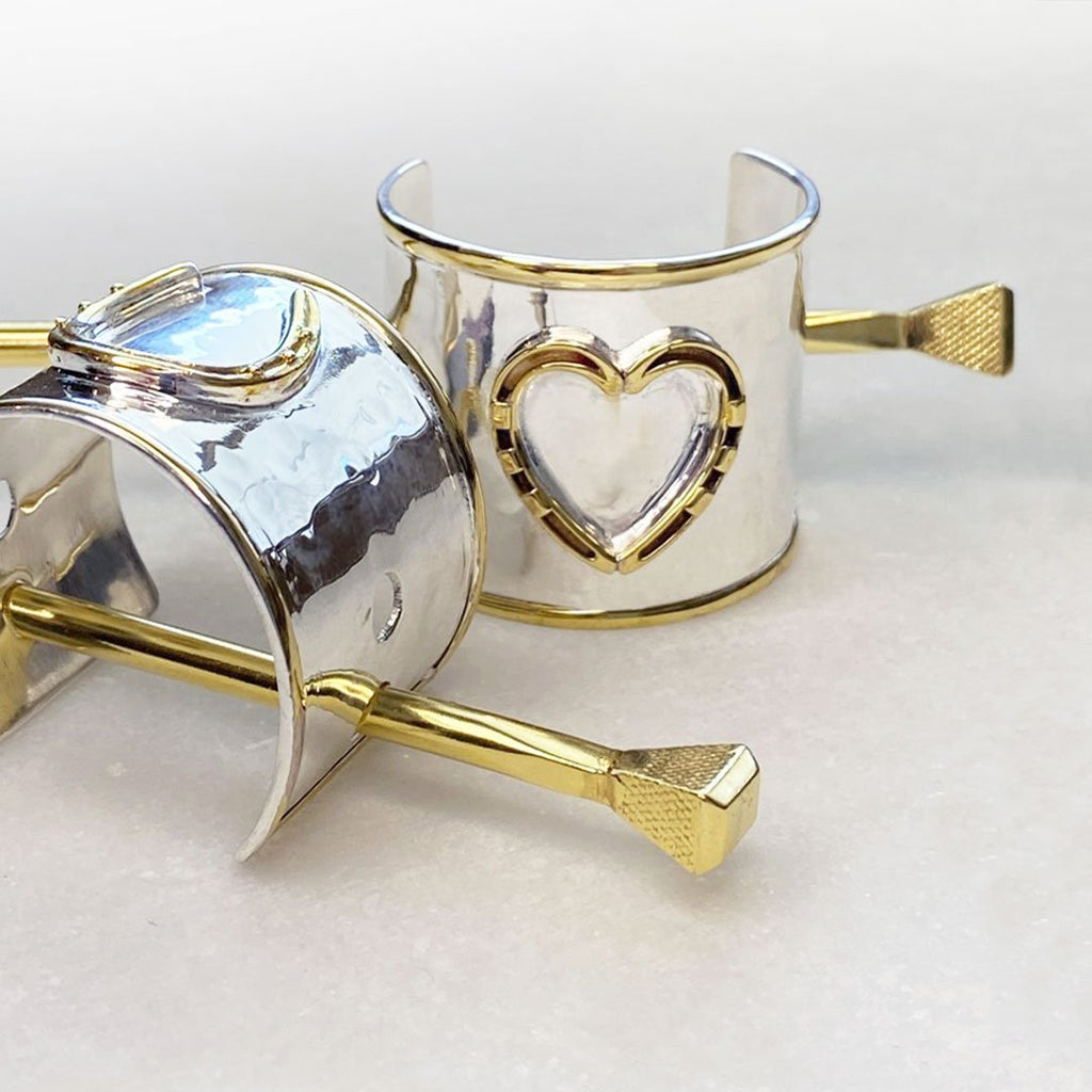 Cody - Horseshoe Heart Ponytail Cuff in Two Tone - URBANPICK FASHION